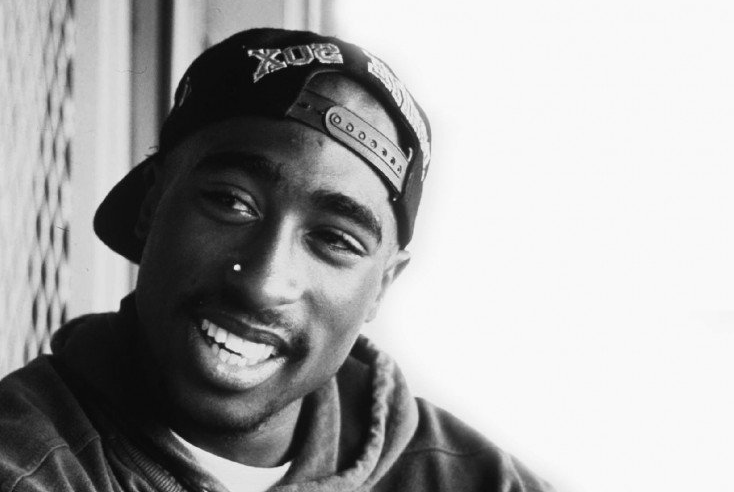 Tupacovog ubojicu nisu nikada našli, a postoje brojne teorije o njegovoj smrti: 'Ma, on je živ!'