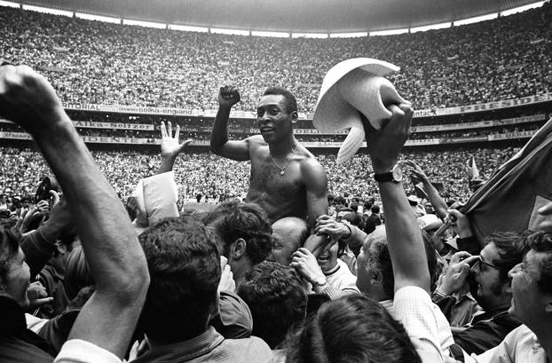 29.12.2022. Umro legendarni brazilski nogometa&scaron; Pele