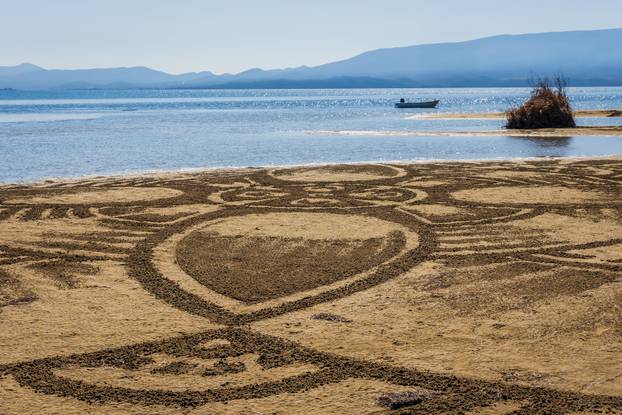 Ušće Neretve: Festival Sand Art festival gdje umjetnici crtaju u pijesku