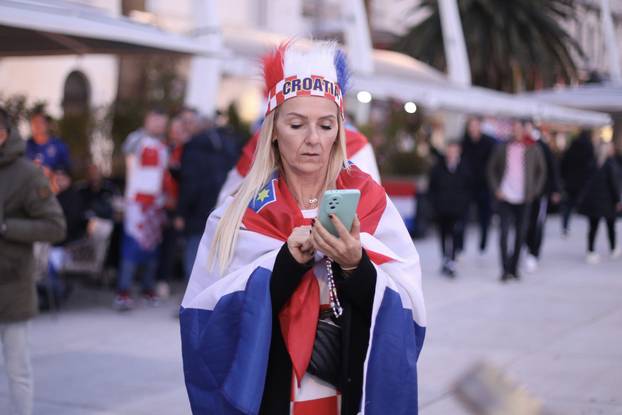 Split: Na Rivi se okupljaju navijači Hrvatske i Portugala