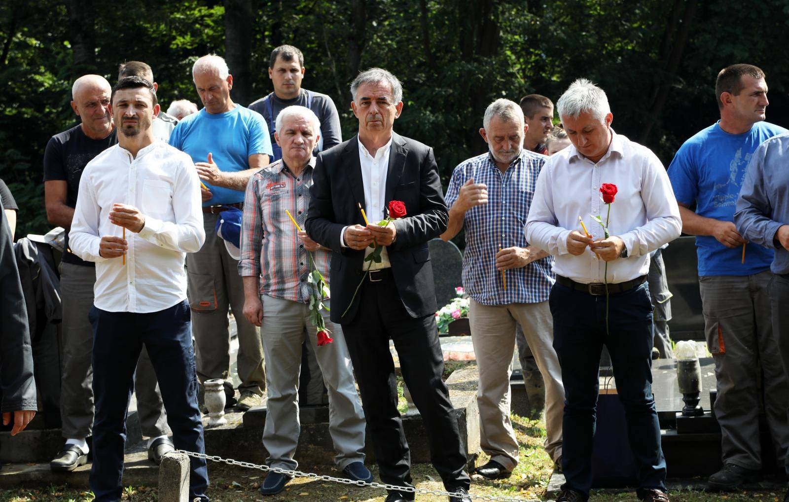 Obilježeno stradanje Srba tijekom i nakon VRO Oluja u Dvoru na Uni