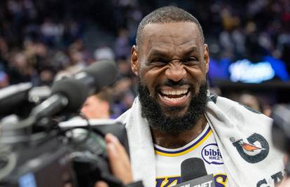 LeBron James otkrio: 'Igrao sam protiv Jordana i legendi sa 16 godina. Nisu me mogli čuvati'