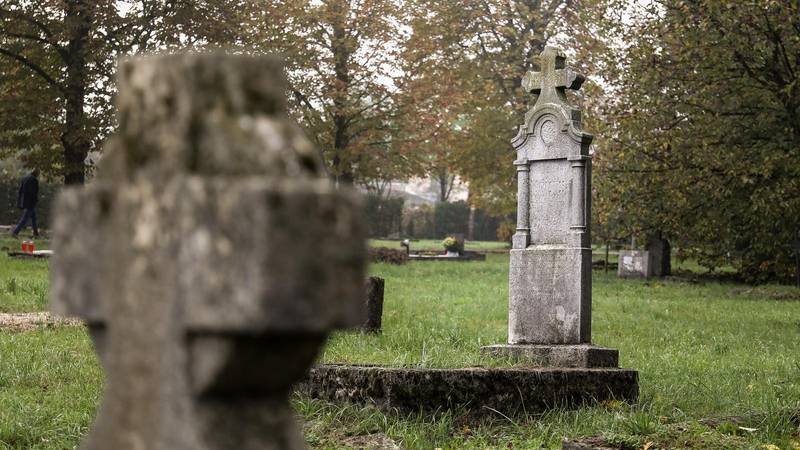 FOTO Ovo je najtužnije mjesto u Zagrebu: Pogledajte kako izgleda bolničko groblje Vrapče