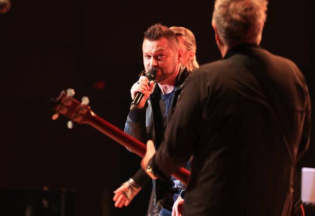 Teška industrija u zagrebačkoj dvorani Vatroslav Lisinski proslavila 50 godina postojanja.