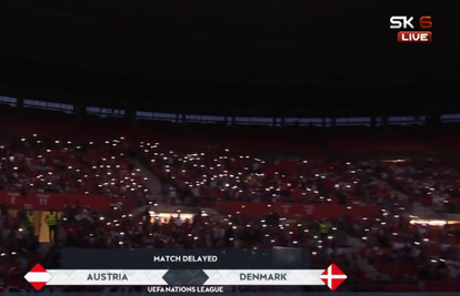 VIDEO Bečki stadion ostao je u mraku, a navijači rade 'valove na lijepom plavom Dunavu'