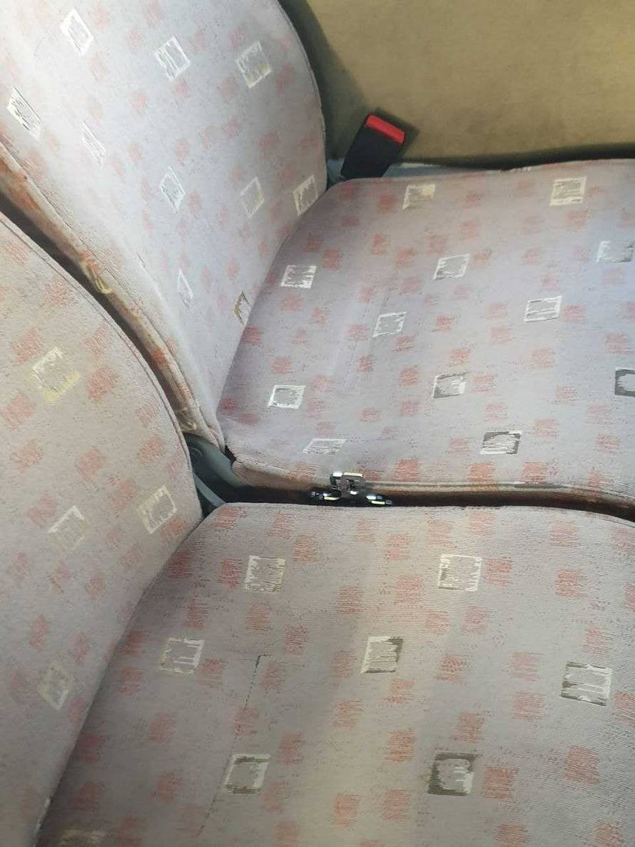 Prašina-trans: Kašlju, ali ne od korone. Ovo je bus u kojem djeca u Zagrebu idu u školu?