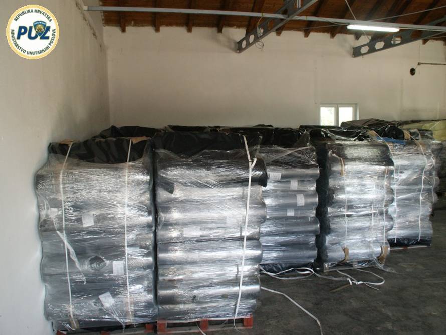 Hrvat i Srbin prevarili poljsku tvrtku i ukrali 110 tona folije