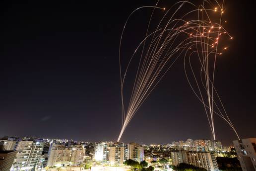 Željezna kupola nad Tel Avivom: Raketom od 1000 dolara Hamas buši nebeski štit od 2,5 milijardi