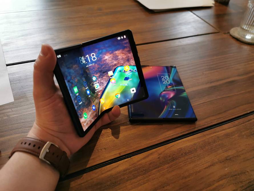 Pogled u savitljivu budućnost: Ovako će izgledati naši telefoni