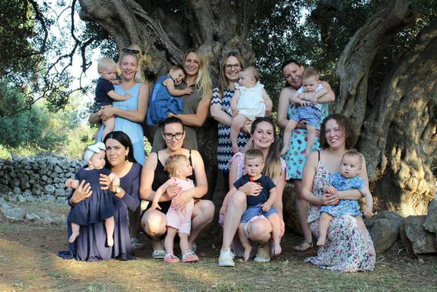 Osam prijateljica s Paga rodile su djecu u šest mjeseci: 'Nismo se dogovorile, lockdown je kriv'