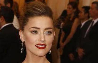 Amber Heard: Sad je jasno da s Deppom nisam bila zbog novca