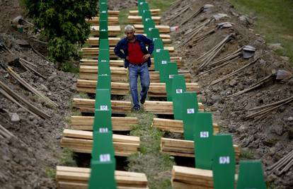 Srbija dignula optužnicu zbog ubojstva civila u Srebrenici