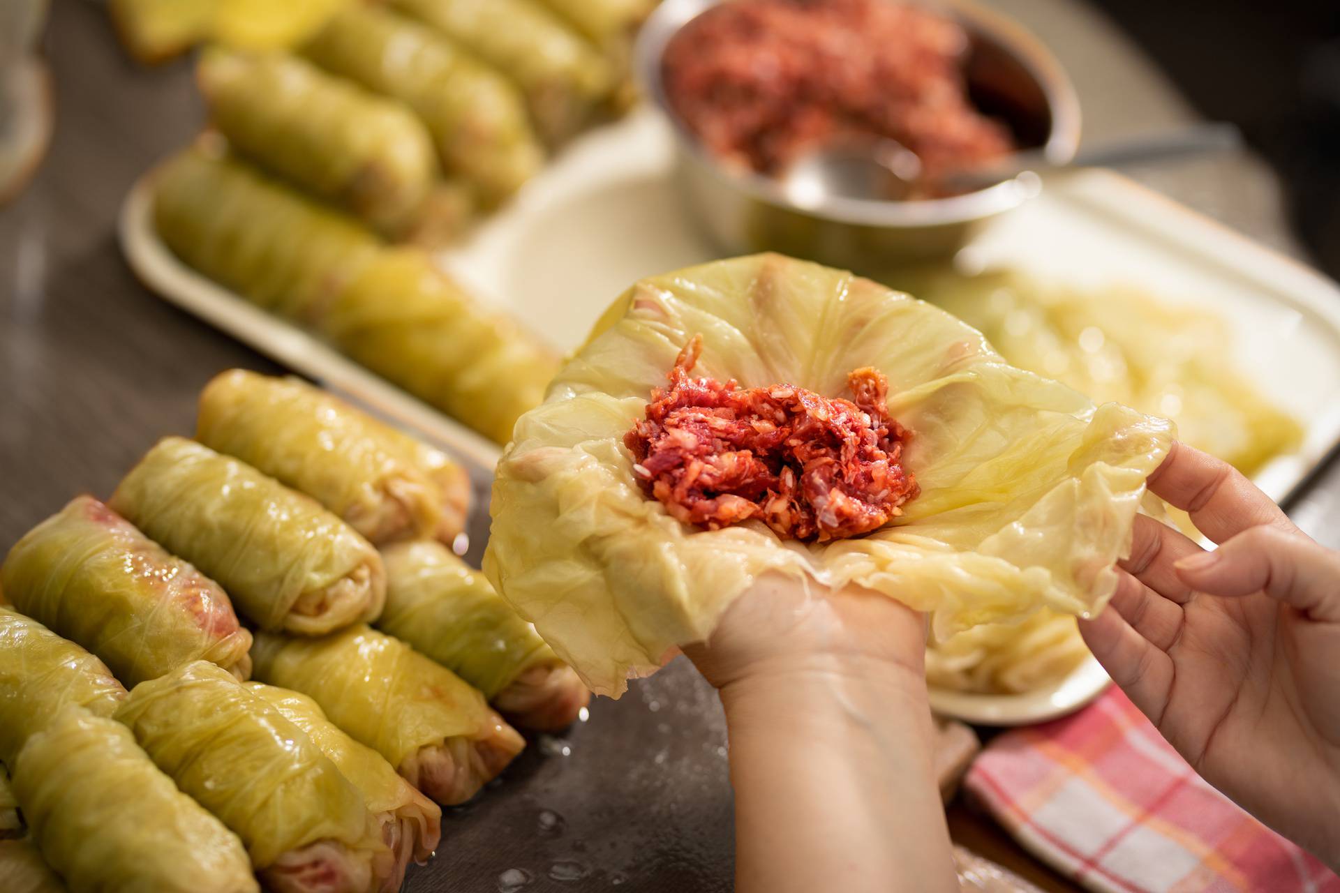 Recept za tradicionalnu sarmu: Jelo od kupusa i mljevenog mesa neizostavan je obrok zime