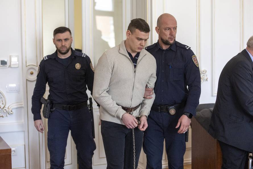 Osijek: Započelo je ponovljeno suđenje Marku Smažilu za ubojstvo studentice Mihaele Berak