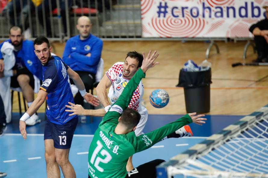 Šarac, Hrstić ili netko treći: Koji 'kauboj' otpada s popisa?