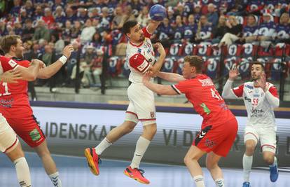 Norveška - Hrvatska 32-26: Prvi poraz pod novim izbornikom: 'Kolaps. Vratili smo se na staro'