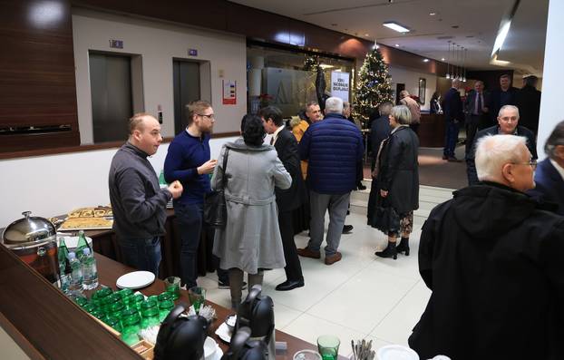 Zagreb: Izborni stožer predsjedničke kandidatkinje Branke Lozo u hotelu Aristos