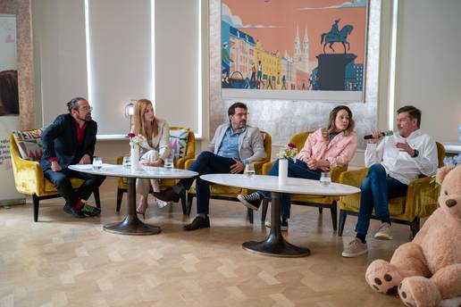 Amar Bukvi&cacute;, Filip Juri&ccaron;i&cacute;, Nana Nadarevi&cacute; i Nata&scaron;a Janji&cacute; Medan&ccaron;i&cacute; iskreno o roditeljstvu