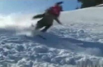 Dvojica skijaša brutalno se sudarili nasred staze