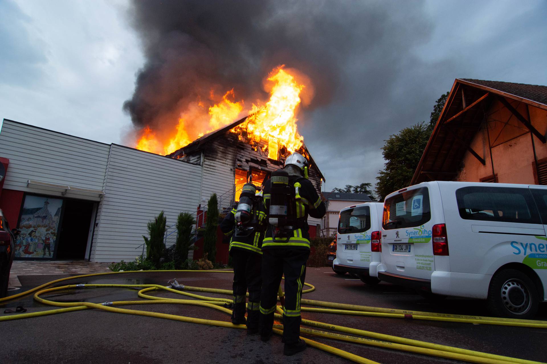 Eleven missing after fire in vacation home in eastern France