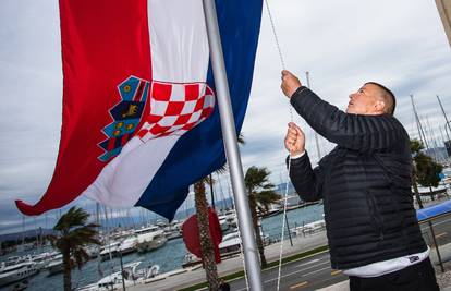 Digao je prvu hrvatsku zastavu na splitsku Banovinu, sad sanja povratak sina hajdukovca