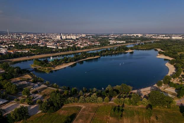 Misteriozna rupa na dnu Jaruna: Što se krije ispod površine omiljenog zagrebačkog jezera?
 