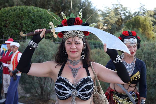 Šibenik: Nakon mimohoda otvoren je 16. Sajam u srednjovjekovnom Šibeniku