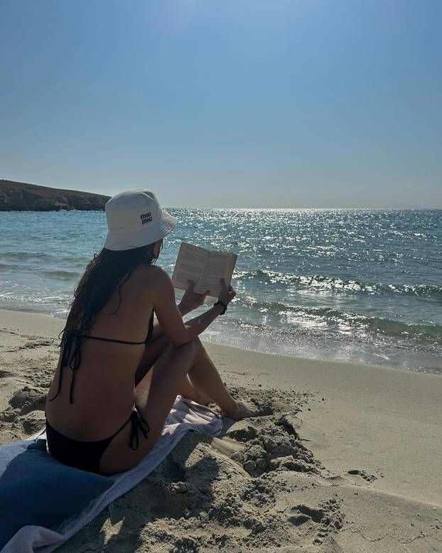 FOTO Trenirala pod bombama u bazenu, ljubila slavne sportaše i postala broj 1. Ovo je njen put...