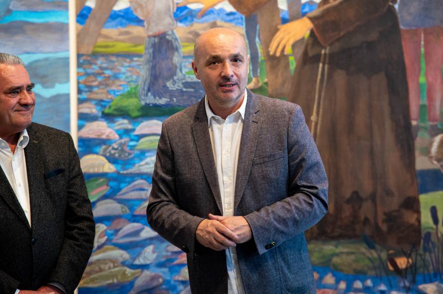 Zagreb: Otvorenje izložbe Tomislava Buntaka na kojoj predstavlja oltarni poliptih izrađen za crkvu sv. Antuna Padovanskog