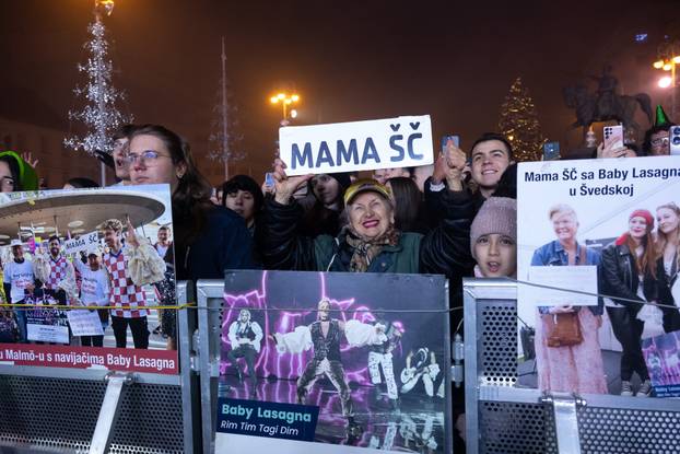 Zagreb: Miach održala koncert na glavnom gradskom trgu