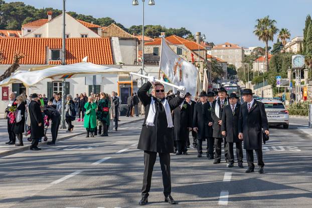 Dubrovnik: Spuštanjem barjaka sv. Vlaha i podizanjem državne zastave te misnim slavljem završila je ovogodišnja Festa svetog Vlaha