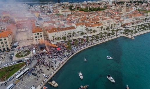 FOTO Pogledajte kako iz zraka izgleda doček 'bilih tića' na Rivi