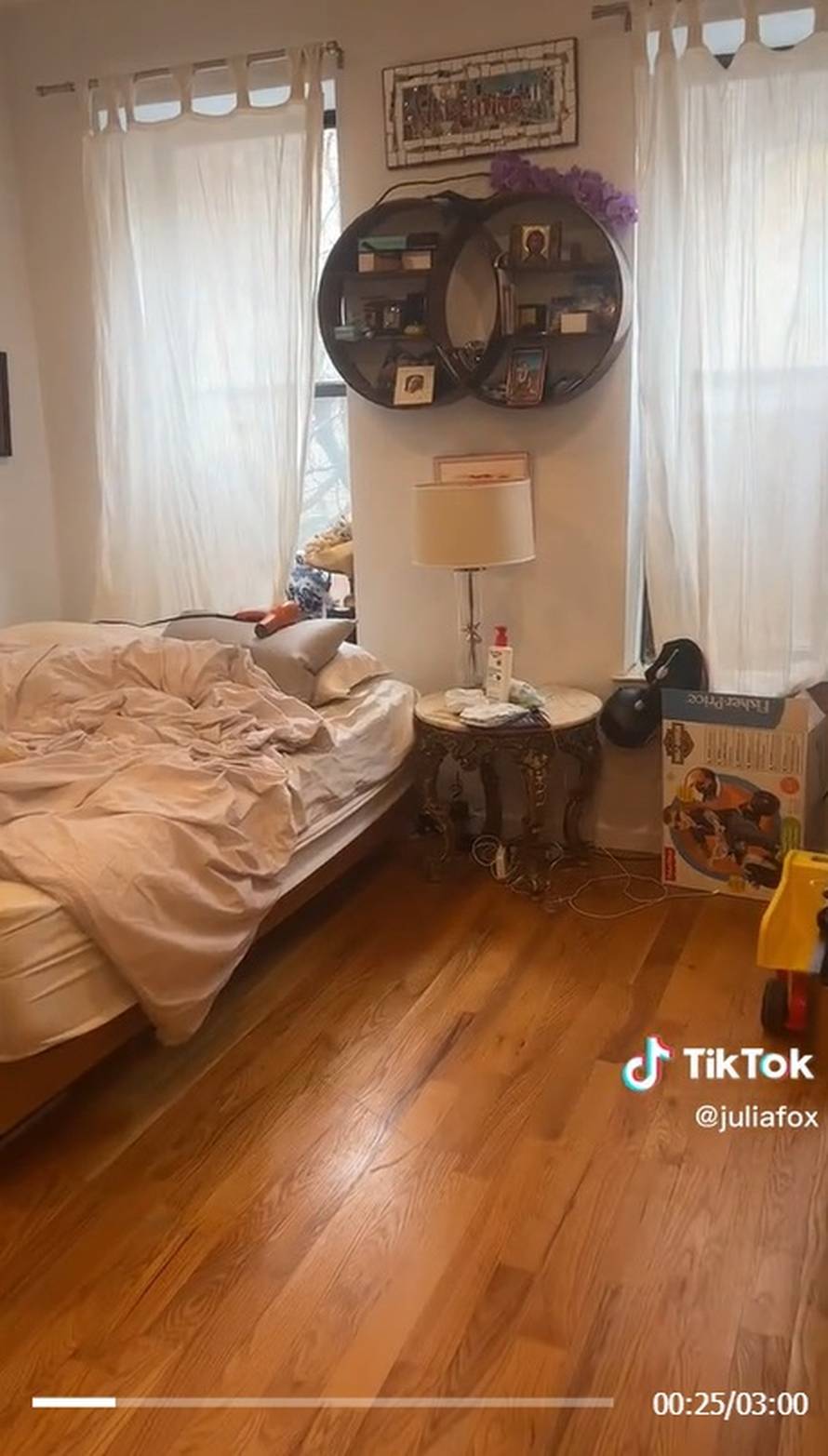 Kanyeova bivša snimila stan u kojem živi: 'Miševi ne smetaju, pokupe ono što sin baci na pod'