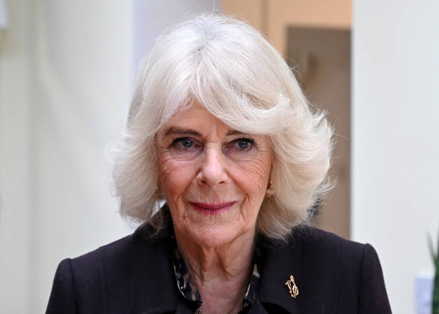 The Queen Visits The Asian Women's Resource Centre