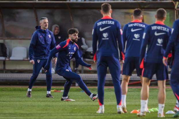 Trening hrvatske nogometne reprezentacije na splitskom Poljudu