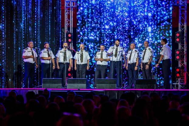 Split: Finalna večer Splitskog Festivala na Prokurativama