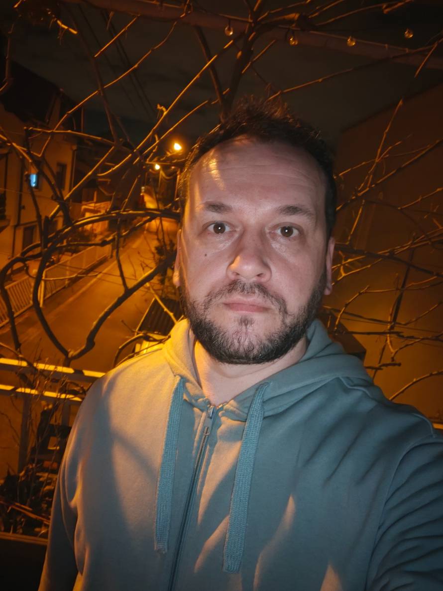 FOTO Isprobali smo Xiaomi 17 Ultra: Fotić koji želi biti telefon