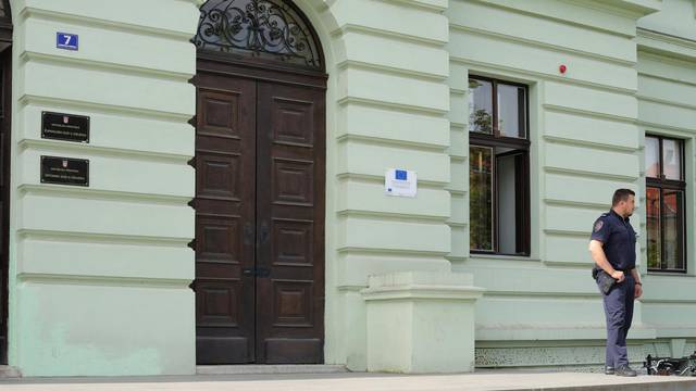Osijek: Nastavak suđenja braći Mamić