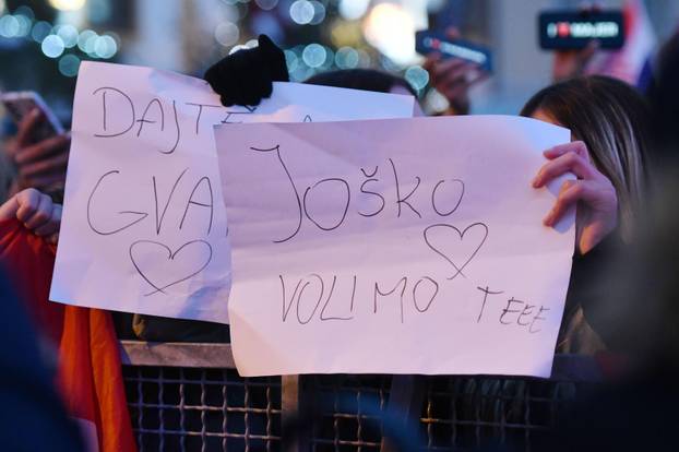 Varaždin: Zlatko Dalić stigao među obožavatelje na Kapucinskom trgu