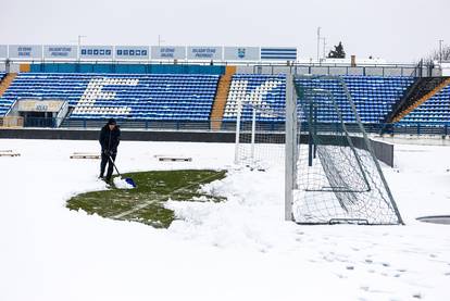 Gradski vrt je zameten, Osijek poziva: Navijači, dođite pomoći!