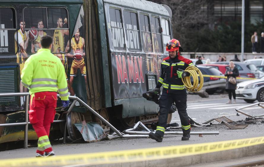 Sarajevo: Tramvaj iskočio iz tračnica u središtu grada