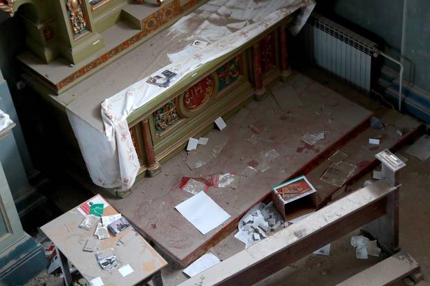 Zagreb: Bazilika Presvetog Srca Isusovog u Palmotićevoj ulici koja je uništena u potresu