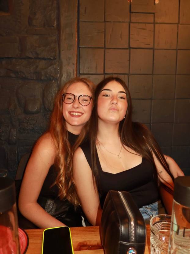 FOTO Tek joj je 18, a osvojila je zvijezdu Chelseaja od 40 mil. €