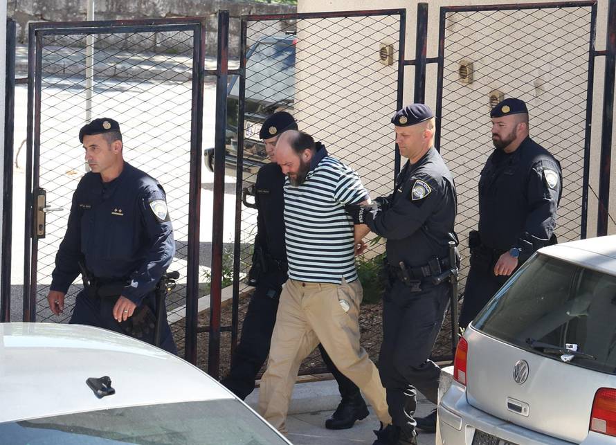Šibenik: Privođenje Kristijana Aleksića, osumnjičenog za ubojstvo 19-godišnjaka