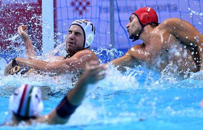 Talijani pokazali moć i s dva igrača manje potopili Francuze, u polufinalu čekaju Hrvatsku!