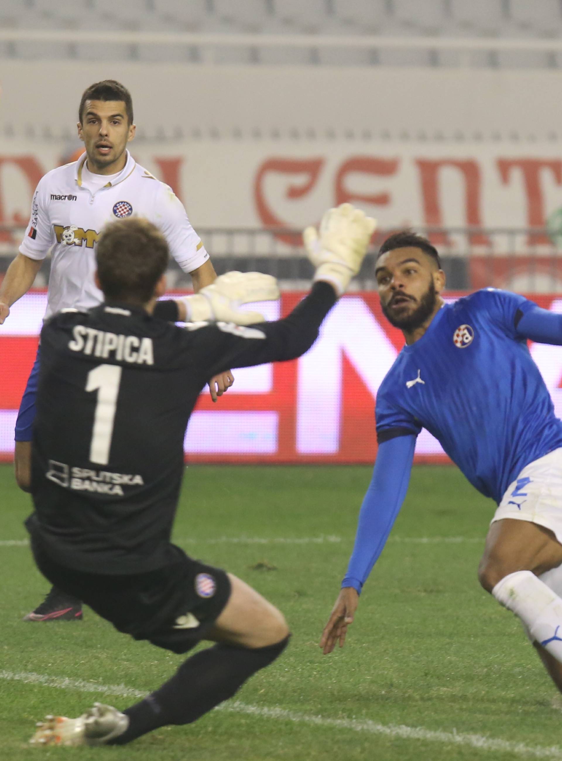 Drama i tučnjava na Poljudu: 'Mister derbi' srušio Hajduk!