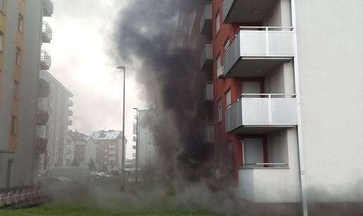 Gorio auto u podzemnoj garaži zgrade, nitko nije ozlijeđen