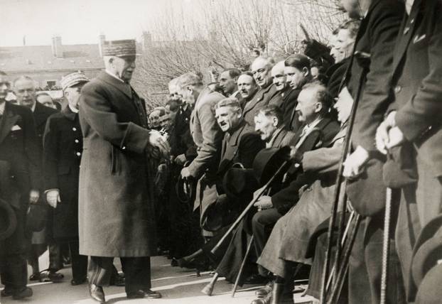 PÃ©tain in Grenoble 1941 / Foto