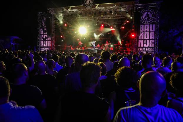 Zagreb: Nastup Jure Stublića u sklopu festivala Brundanje