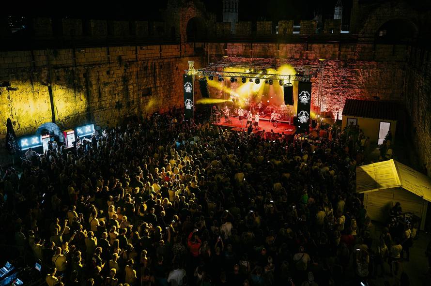 Baby Lasagna i S.A.R.S. nastupit će u Trogiru na KulaKula festu